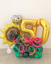 Load image into Gallery viewer, Sunflower Balloon Bouquet 🌻 - Lush Balloons
