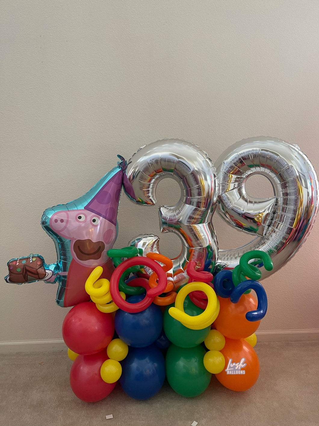 Peppa Pig Bday Cake Bouquet 🎂🐷 - Lush Balloons